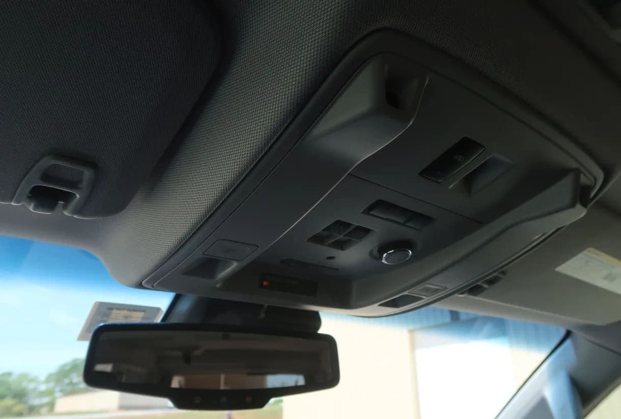 2015 Chevrolet Suburban 1500 LTZ SUV, view