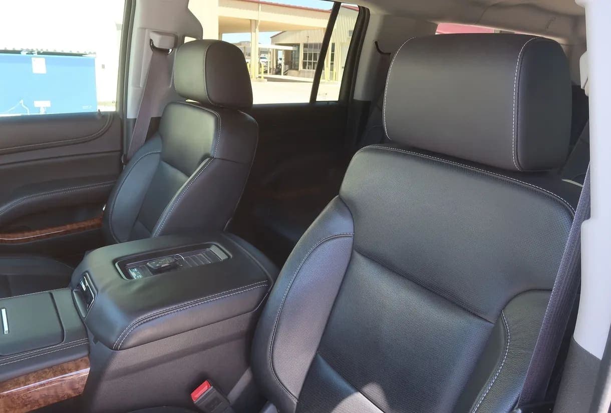 2015 Chevrolet Suburban 1500 LTZ SUV, view