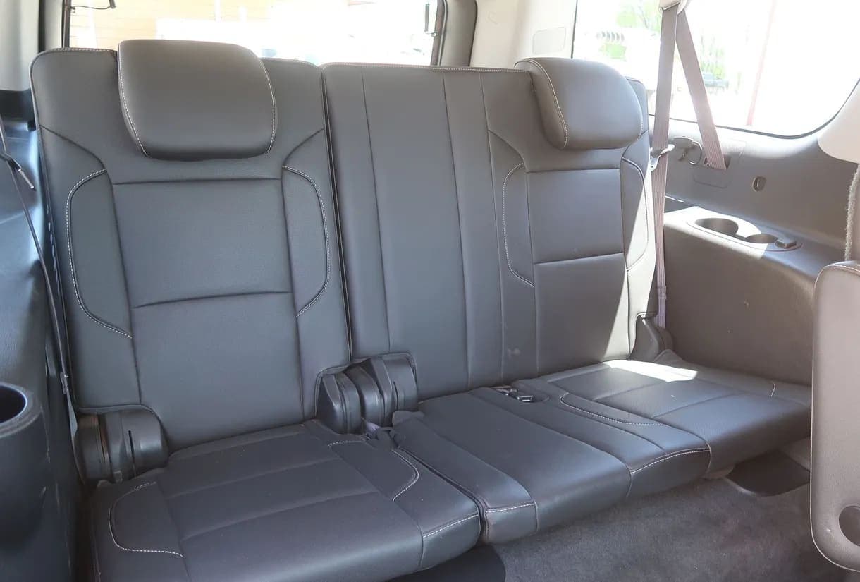 2015 Chevrolet Suburban 1500 LTZ SUV, view