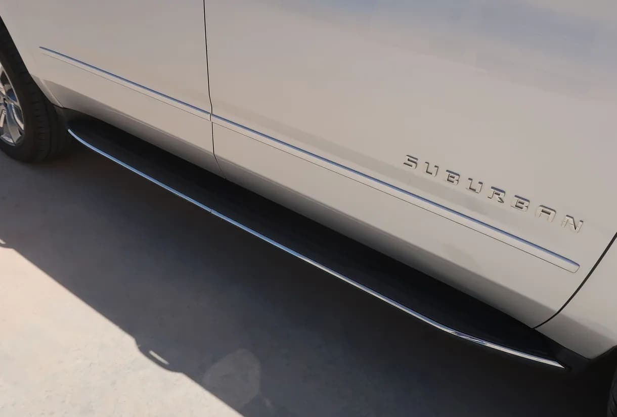 2015 Chevrolet Suburban 1500 LTZ SUV, view