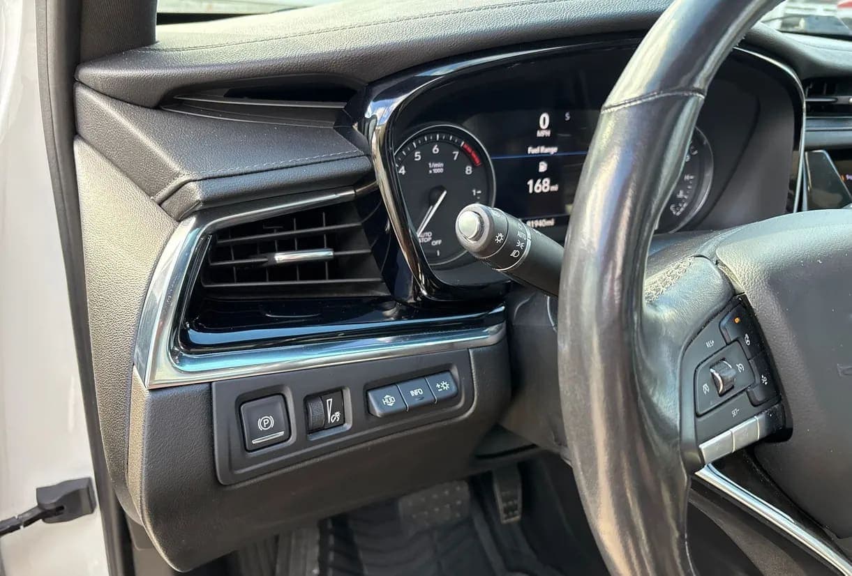 2020 Cadillac XT6 SUV, view