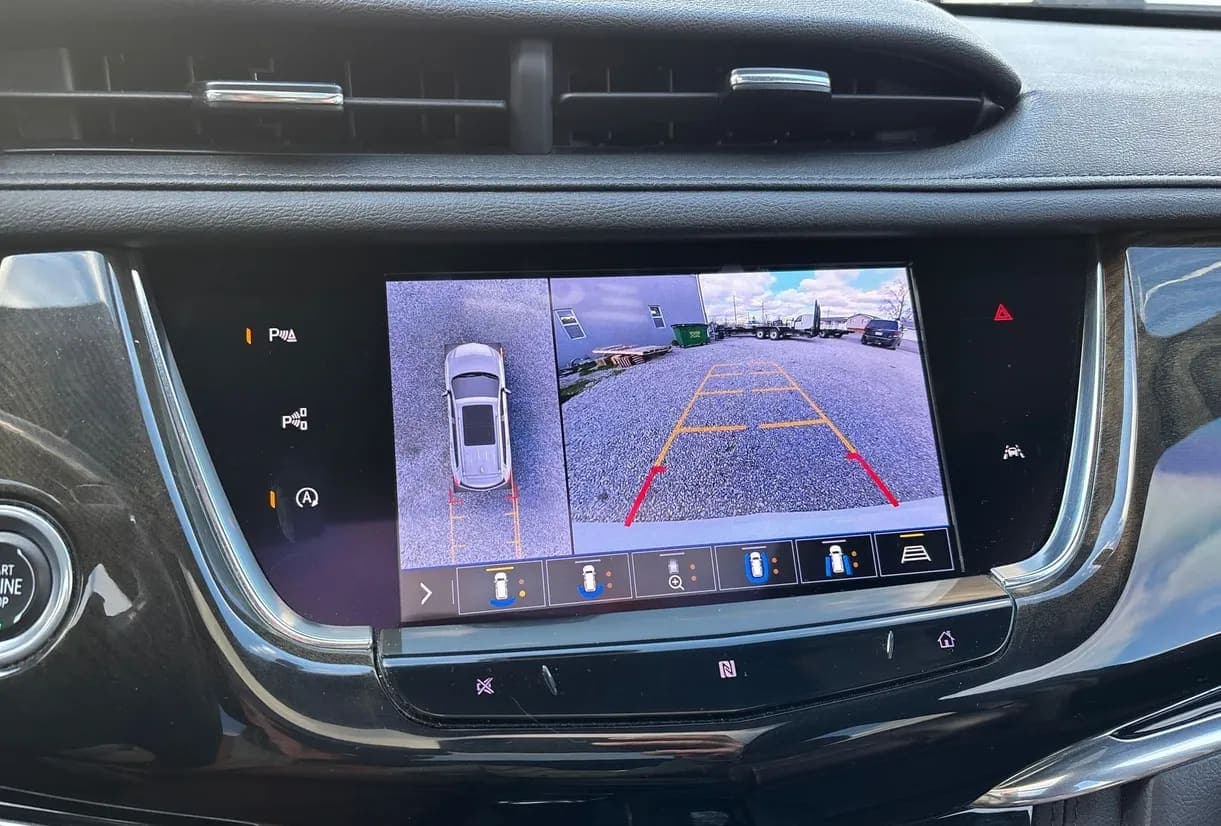 2020 Cadillac XT6 SUV, view