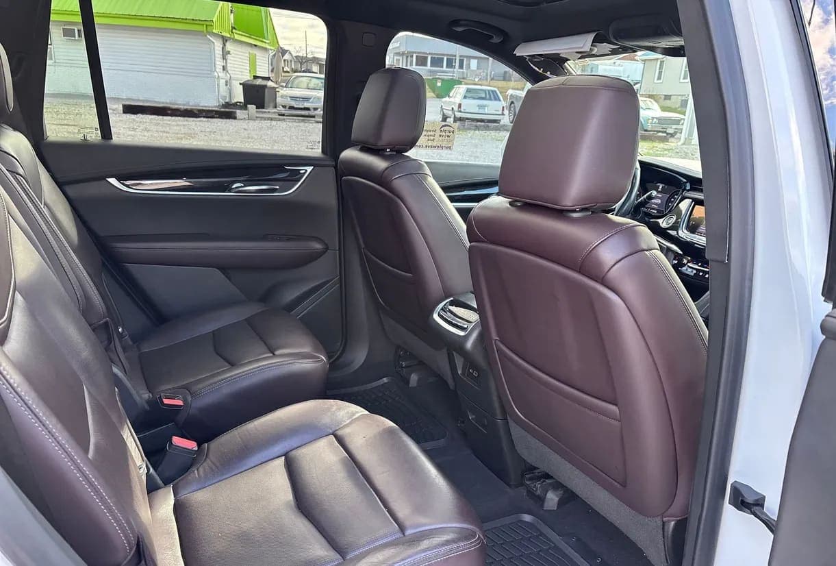 2020 Cadillac XT6 SUV, view