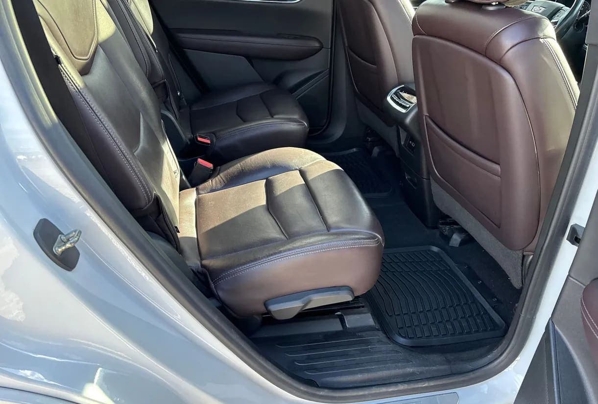 2020 Cadillac XT6 SUV, view