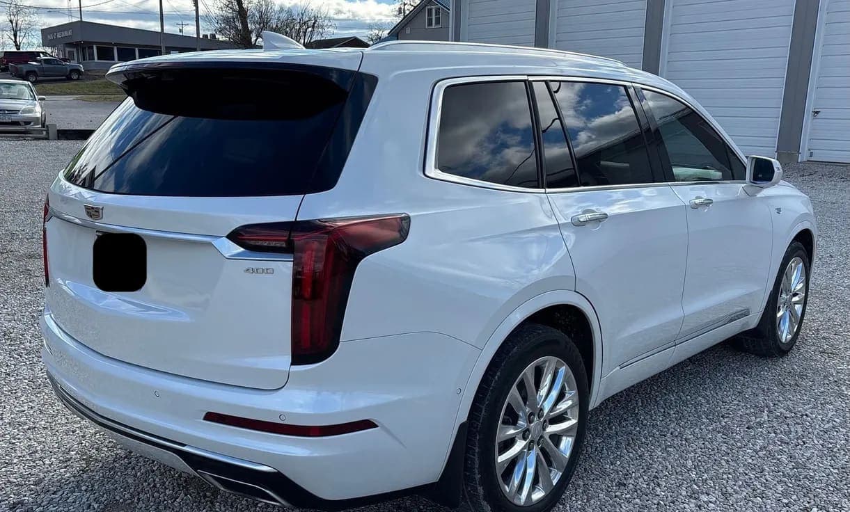 2020 Cadillac XT6 SUV, view