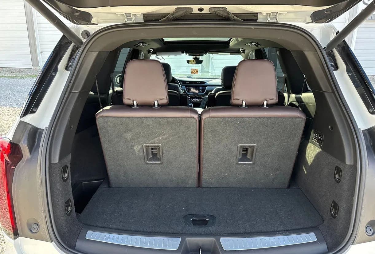 2020 Cadillac XT6 SUV, view