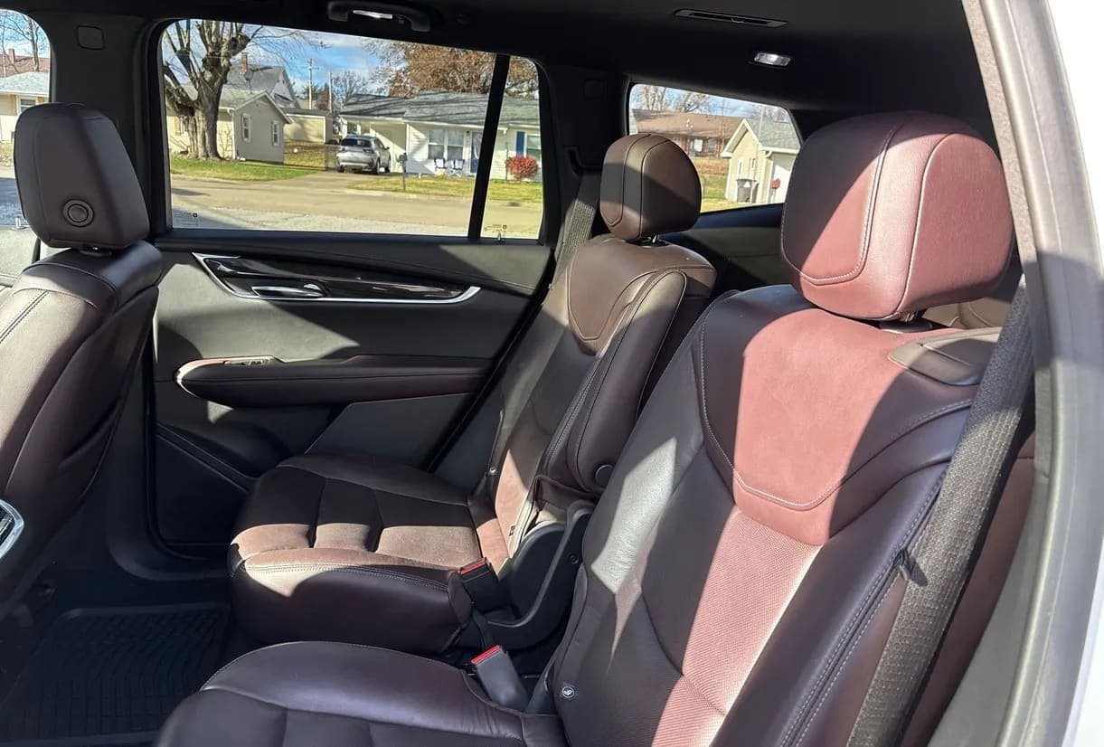 2020 Cadillac XT6 SUV, view