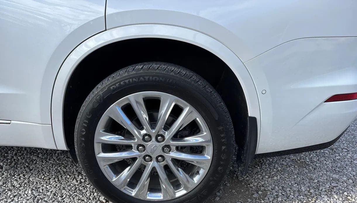 2020 Cadillac XT6 SUV, view