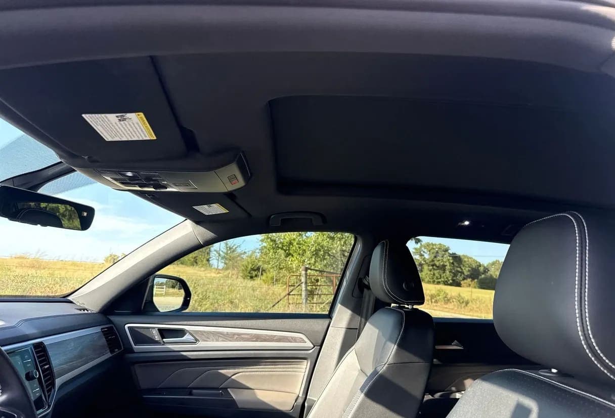 2023 Volkswagen Atlas SUV, view