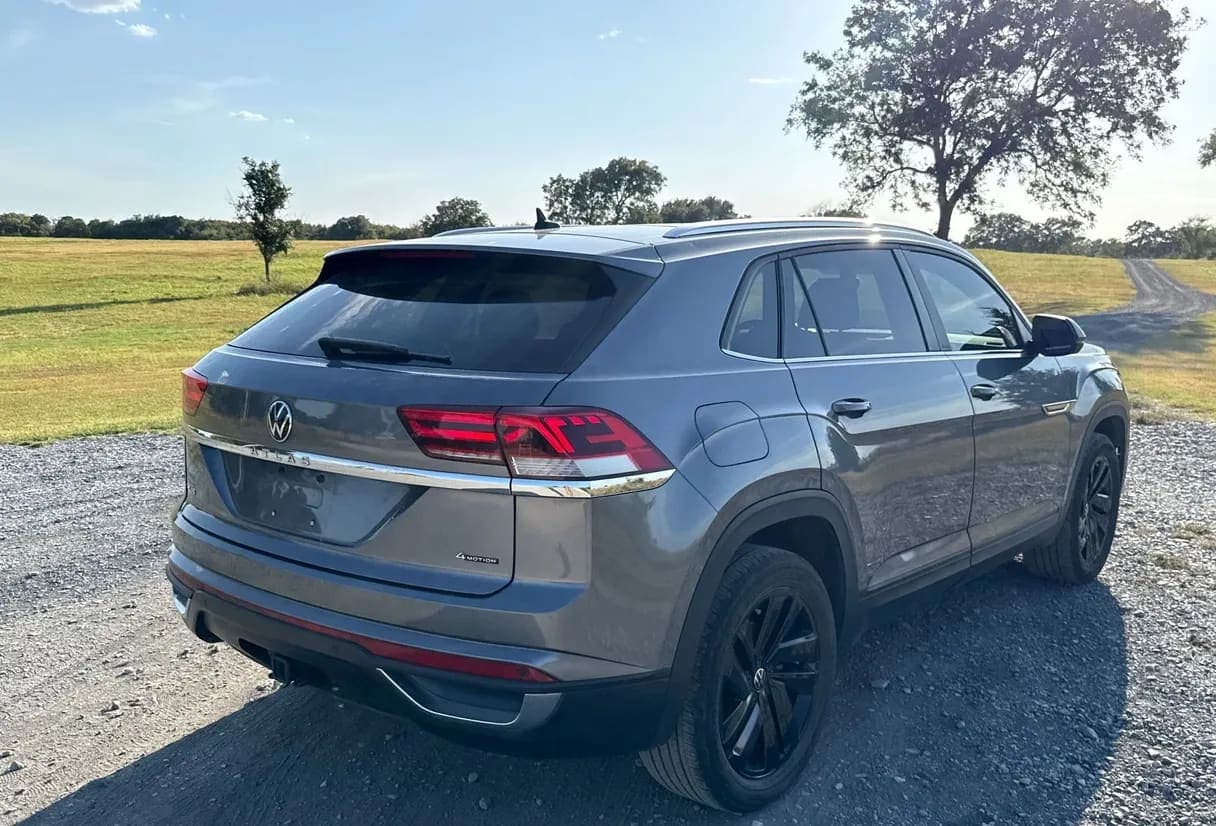2023 Volkswagen Atlas SUV, view