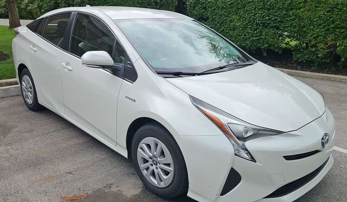 2016 Toyota Prius, view