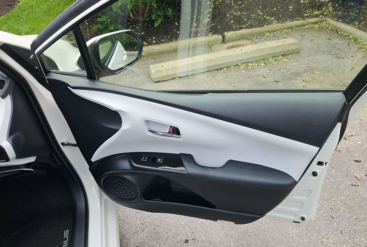 2016 Toyota Prius, view