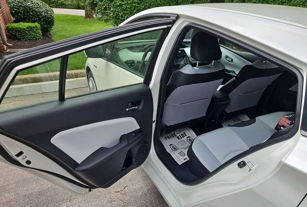 2016 Toyota Prius, view