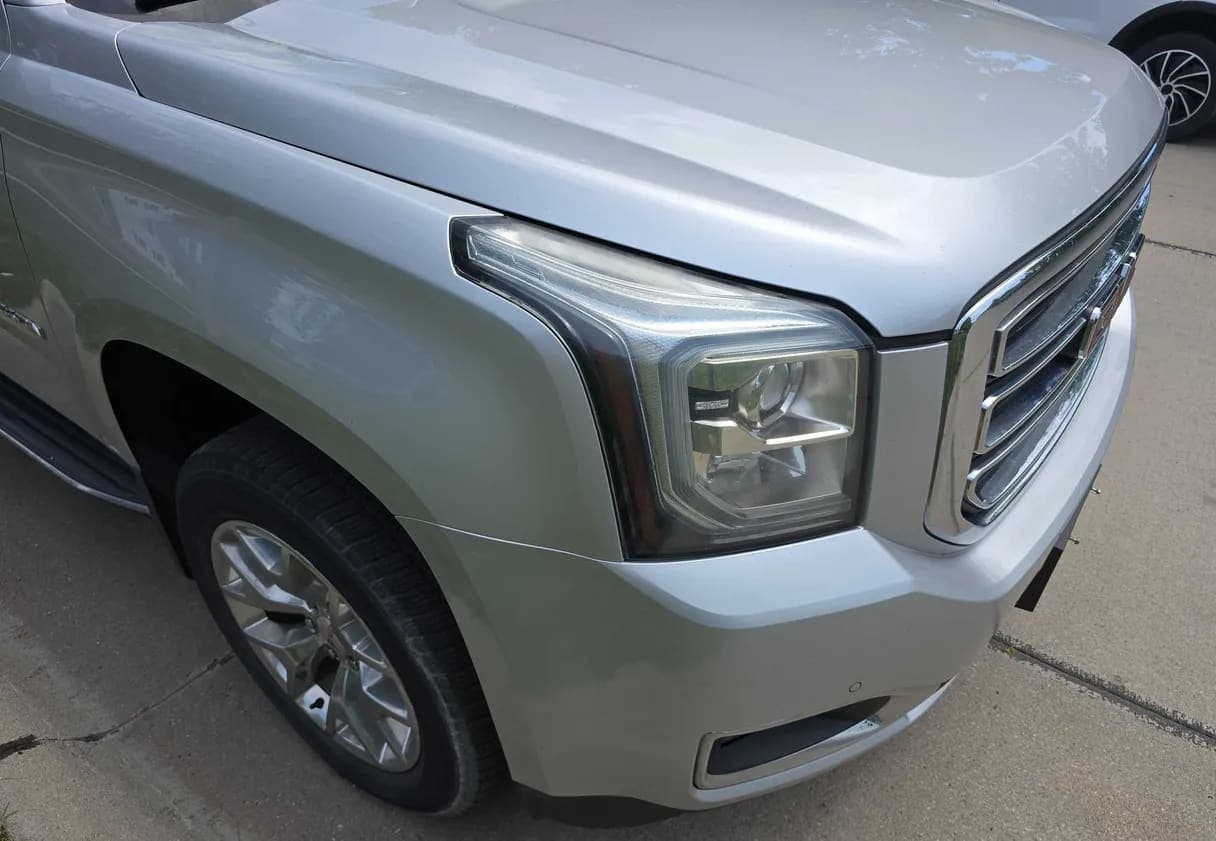 2015 GMC Yukon SLE SUV, view