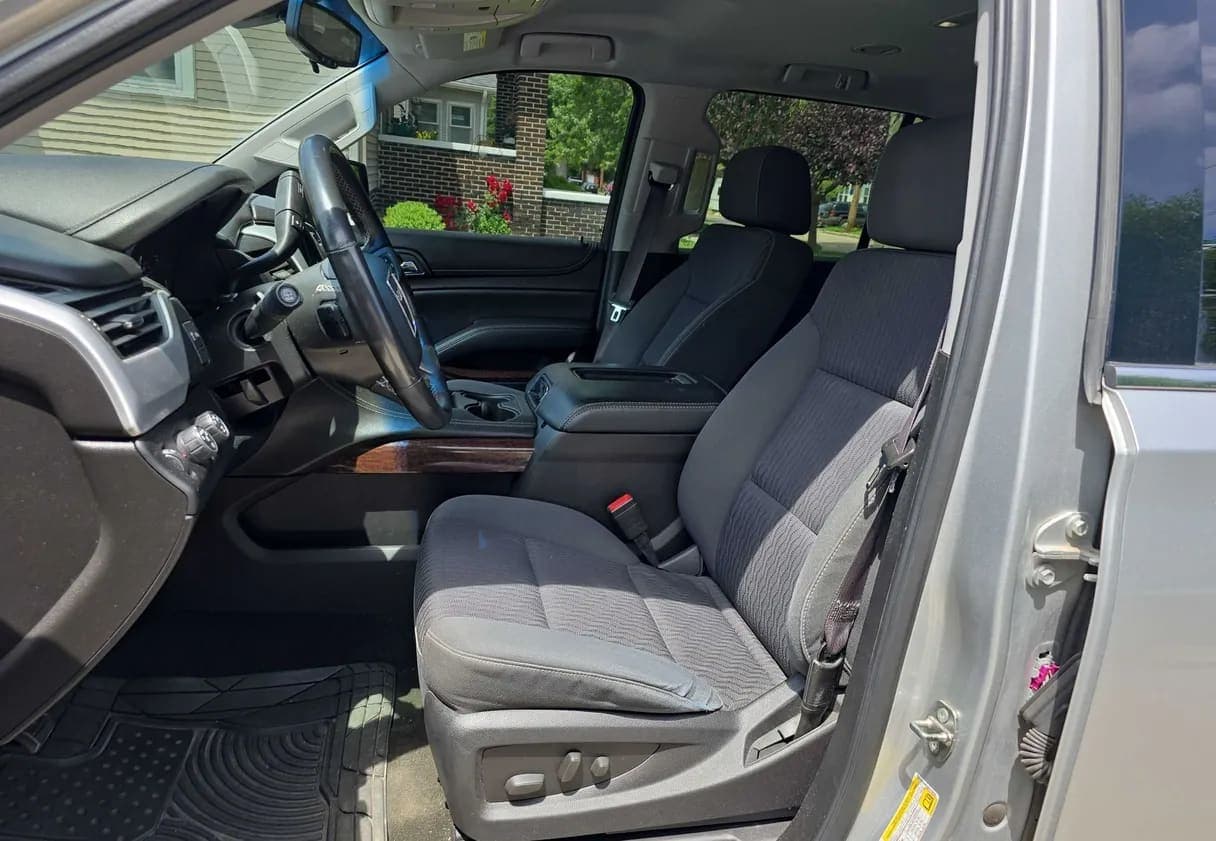 2015 GMC Yukon SLE SUV, view