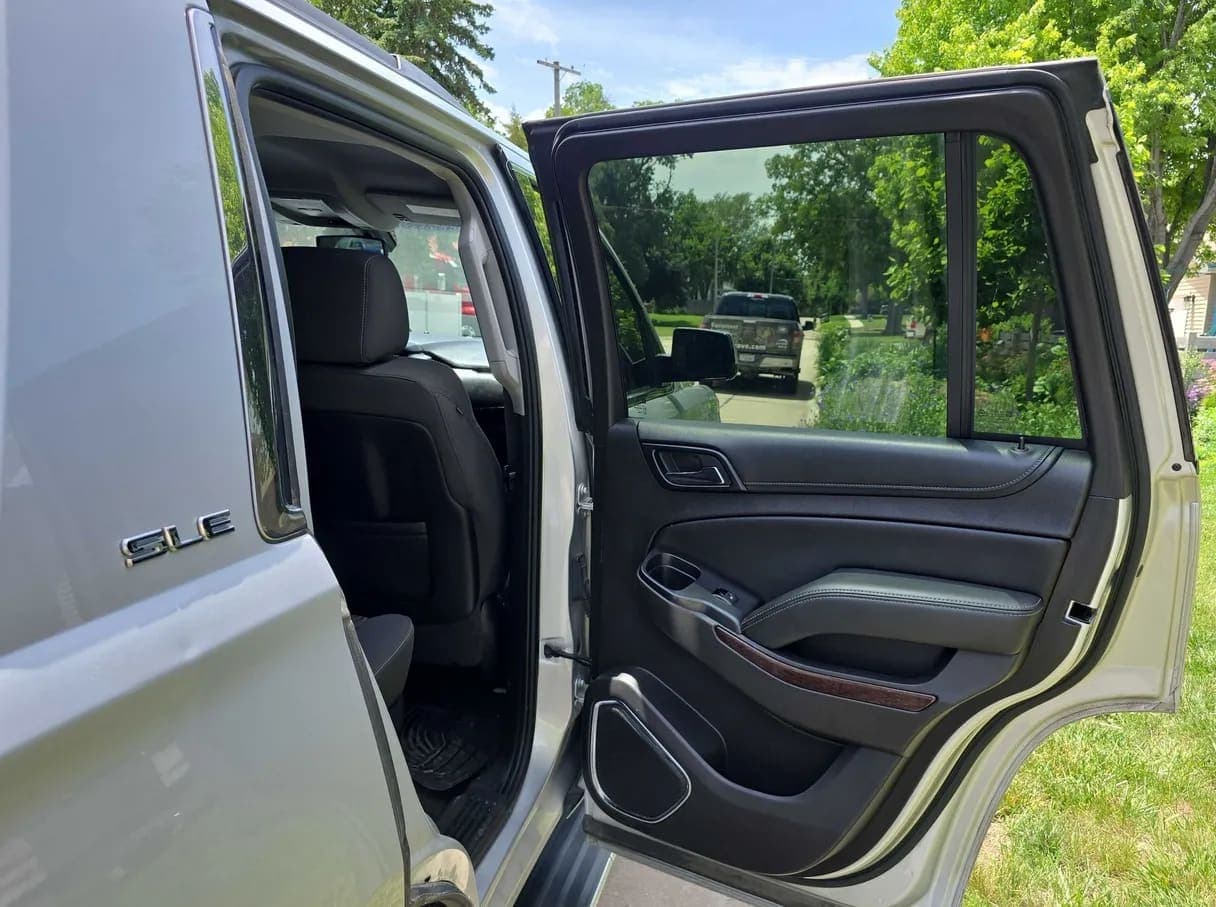 2015 GMC Yukon SLE SUV, view