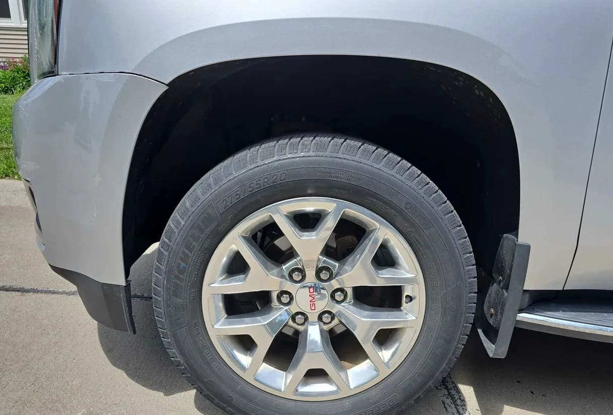 2015 GMC Yukon SLE SUV, view