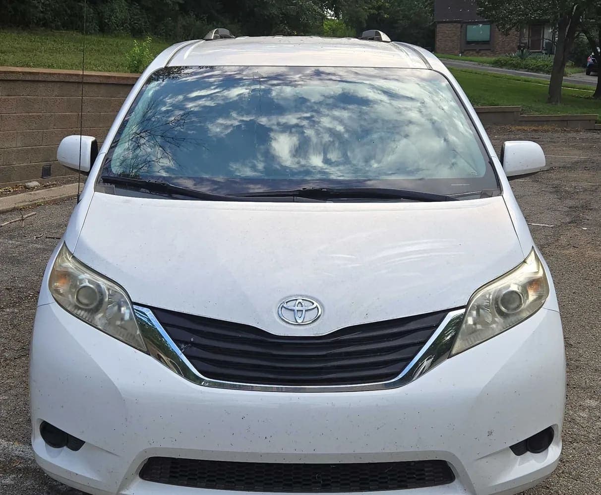 2011 Toyota Sienna LE van, view