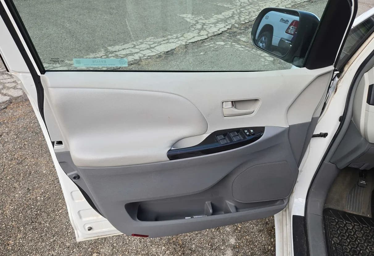 2011 Toyota Sienna LE van, view