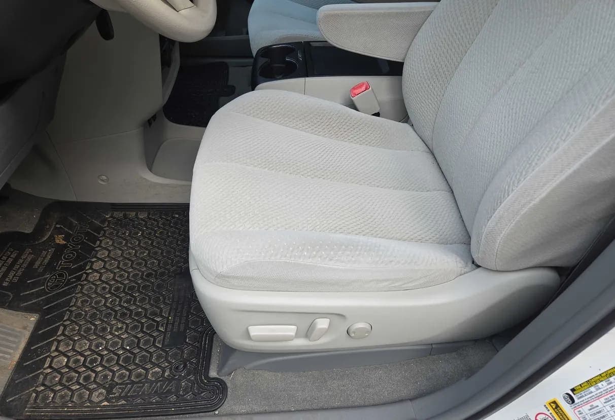 2011 Toyota Sienna LE van, view