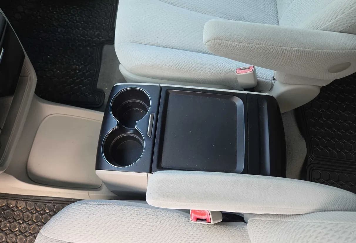 2011 Toyota Sienna LE van, view