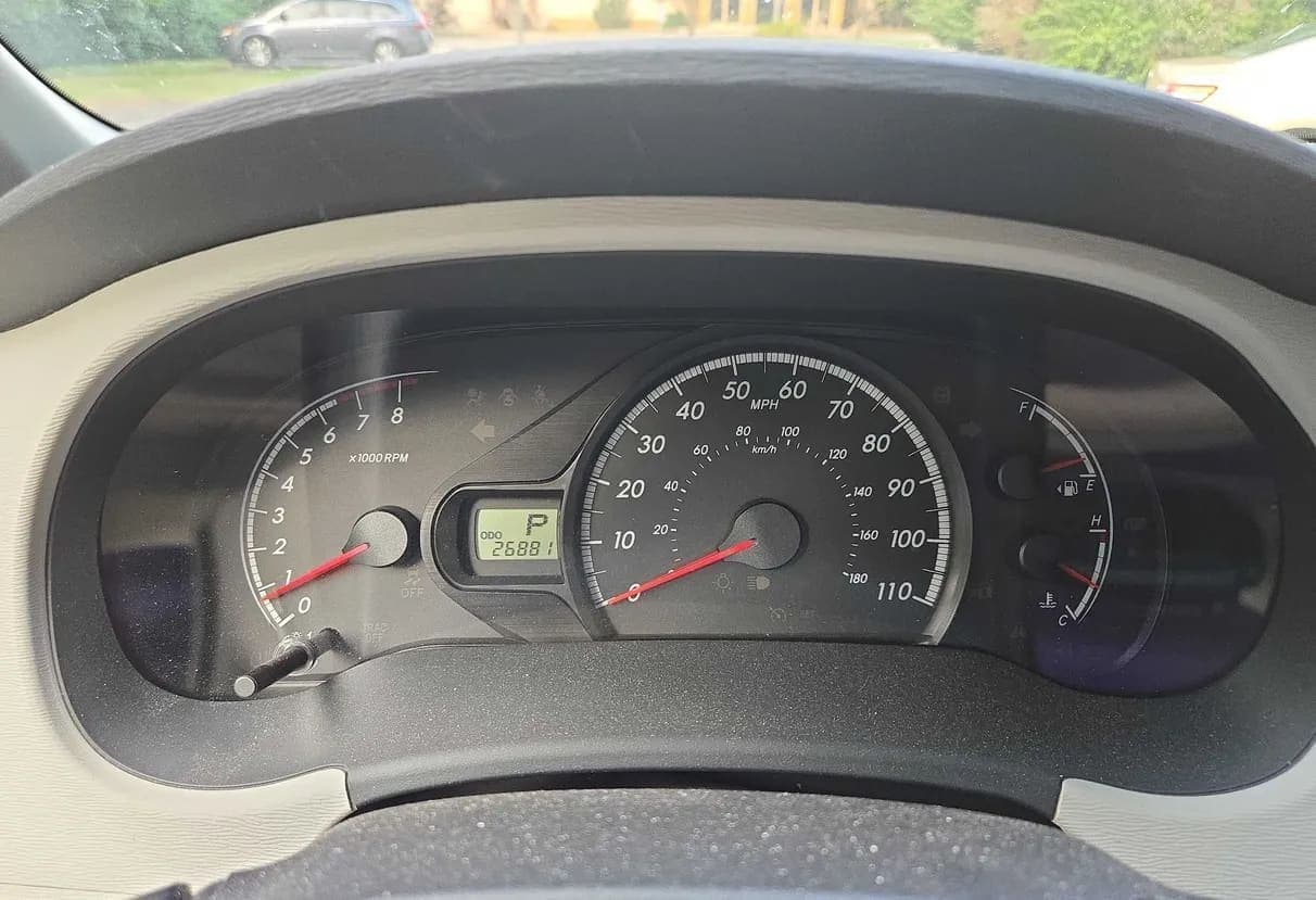 2011 Toyota Sienna LE van, view