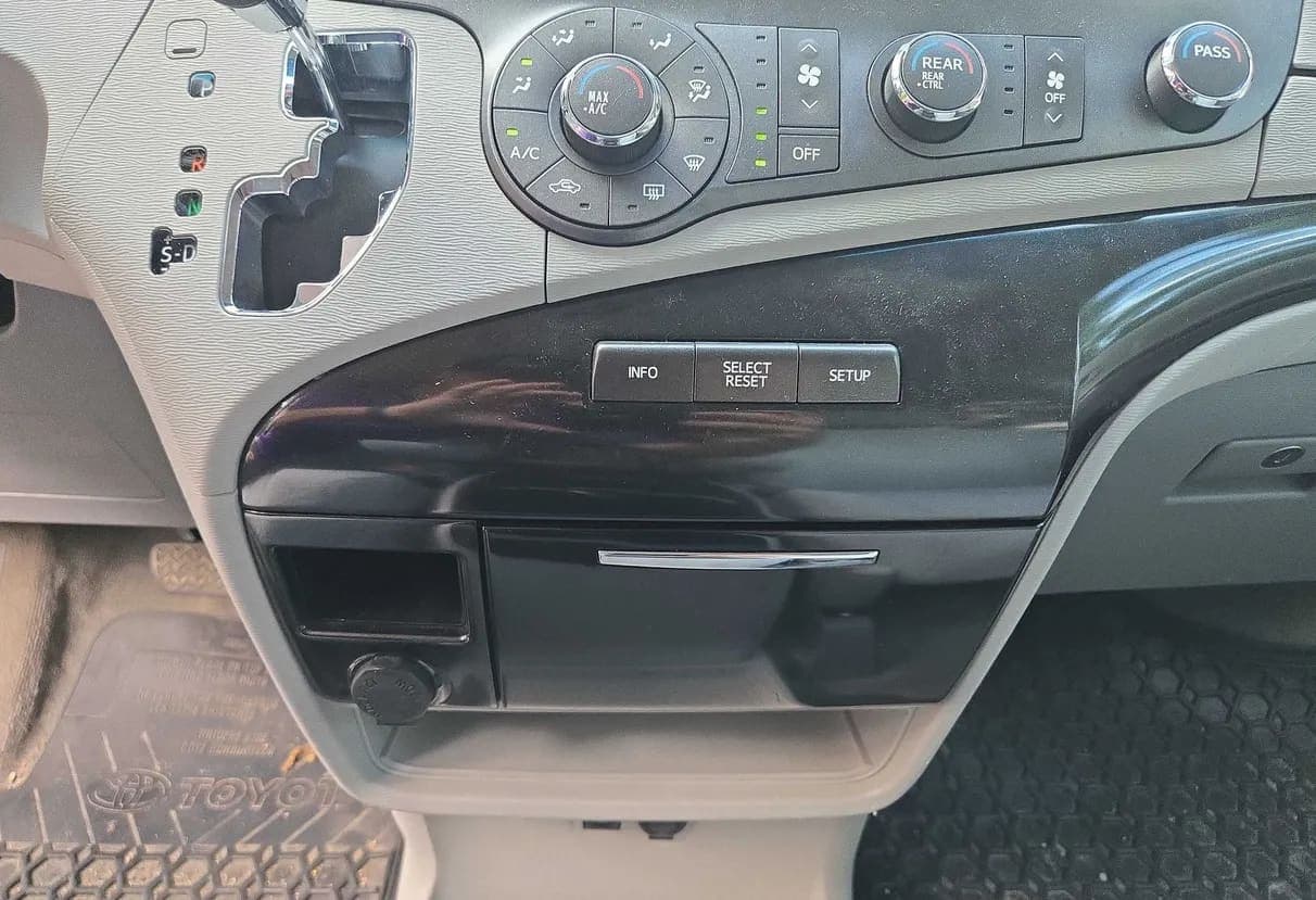 2011 Toyota Sienna LE van, view