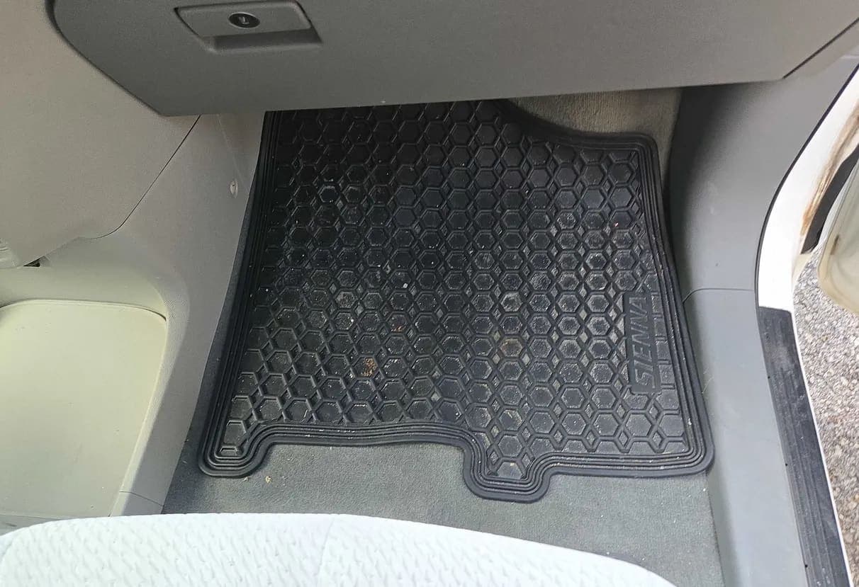 2011 Toyota Sienna LE van, view