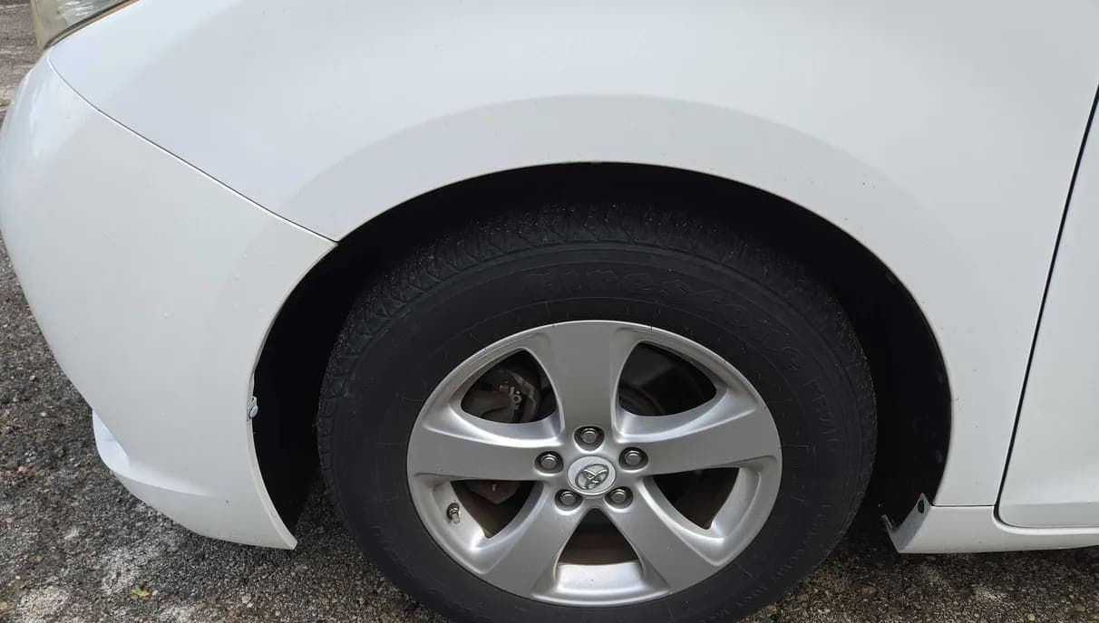 2011 Toyota Sienna LE van, view