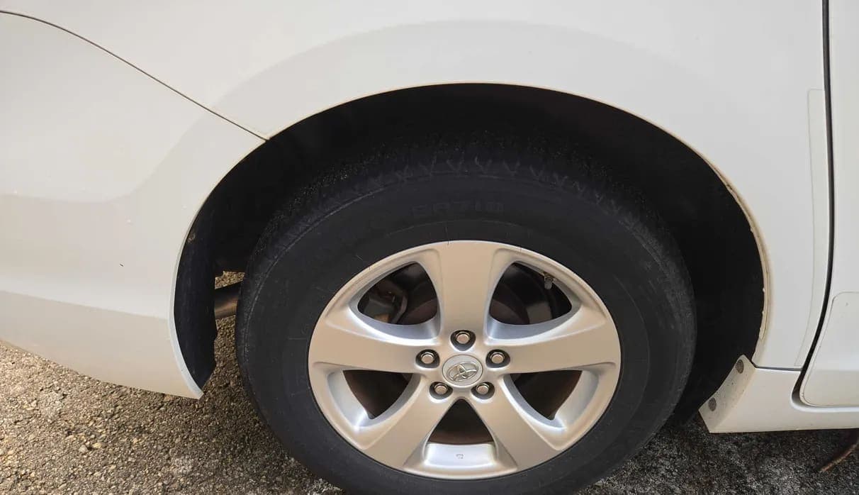2011 Toyota Sienna LE van, view