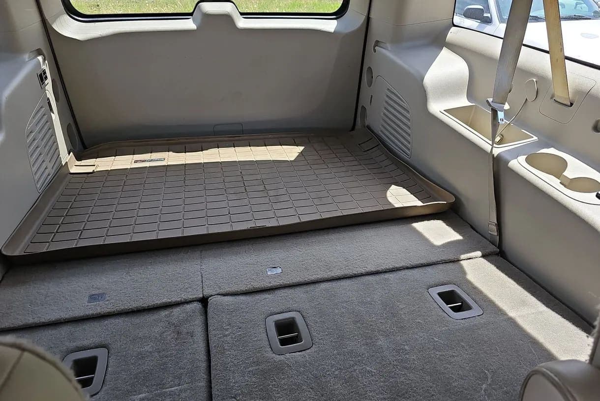 2015 GMC Yukon Denali XL SUV, view