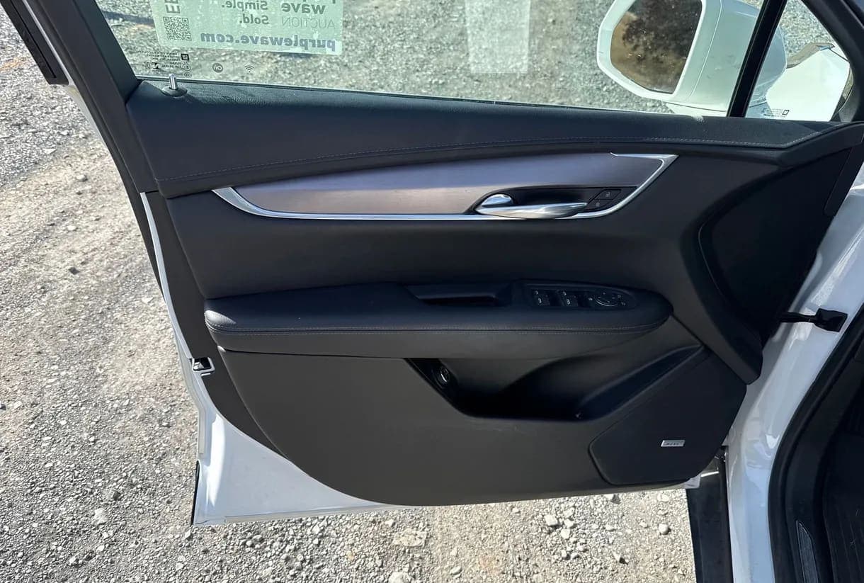 2020 Cadillac XT5 SUV, view