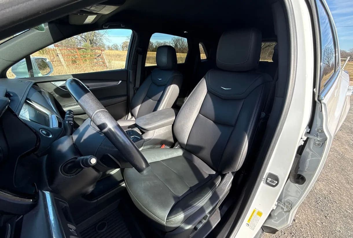 2020 Cadillac XT5 SUV, view