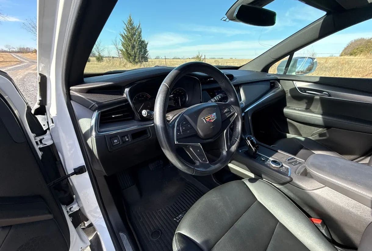 2020 Cadillac XT5 SUV, view