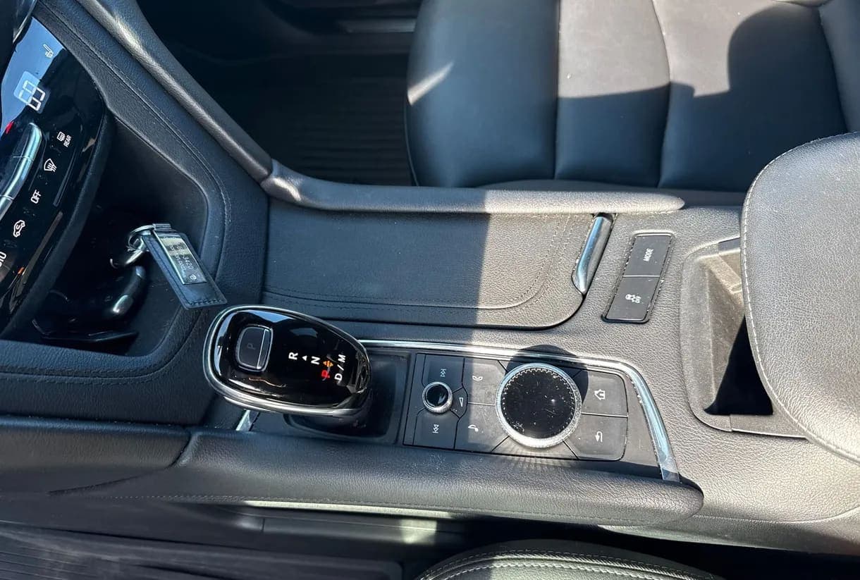 2020 Cadillac XT5 SUV, view