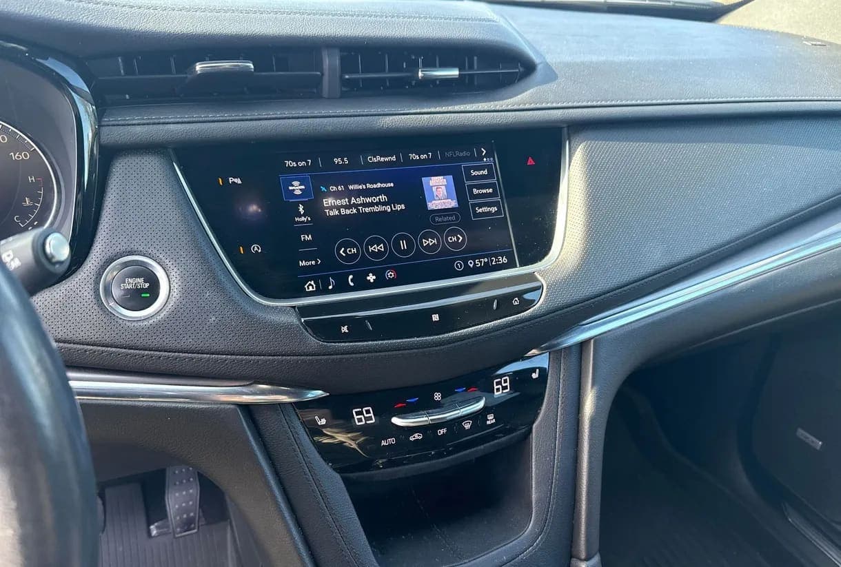 2020 Cadillac XT5 SUV, view