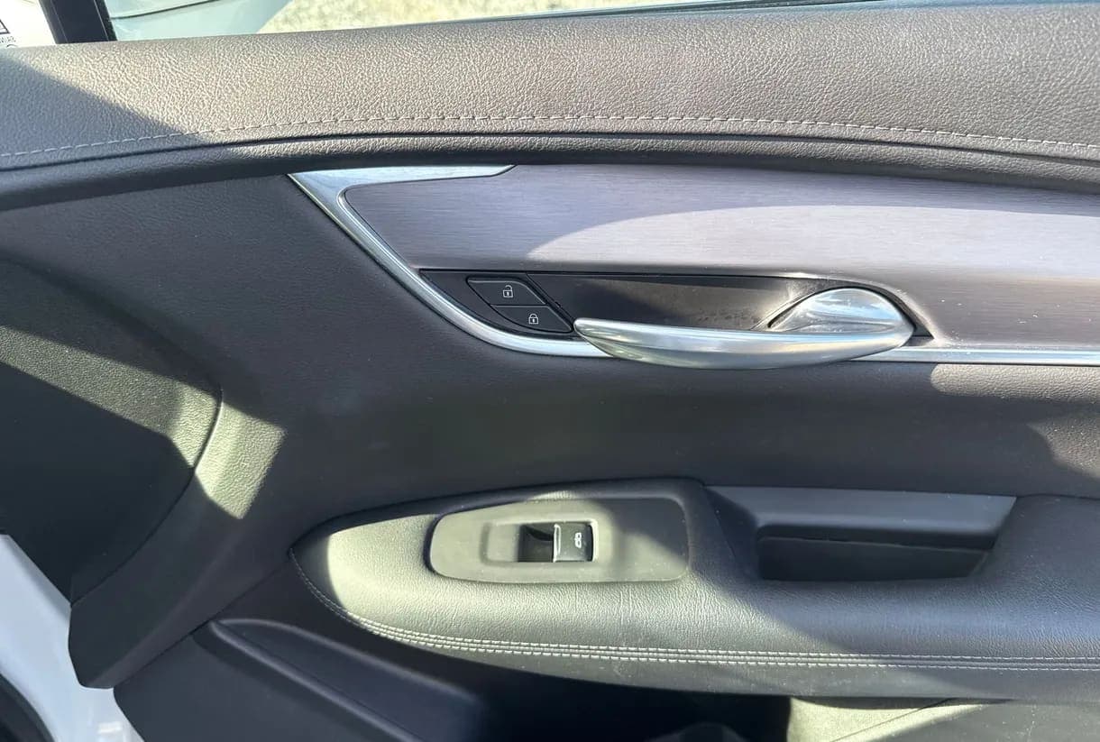 2020 Cadillac XT5 SUV, view