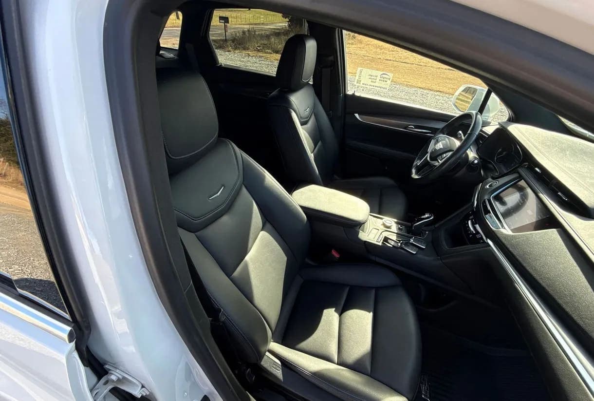 2020 Cadillac XT5 SUV, view
