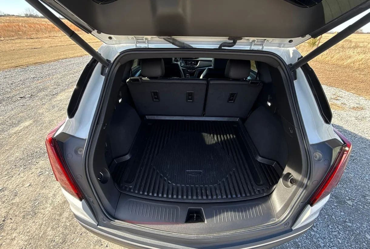 2020 Cadillac XT5 SUV, view