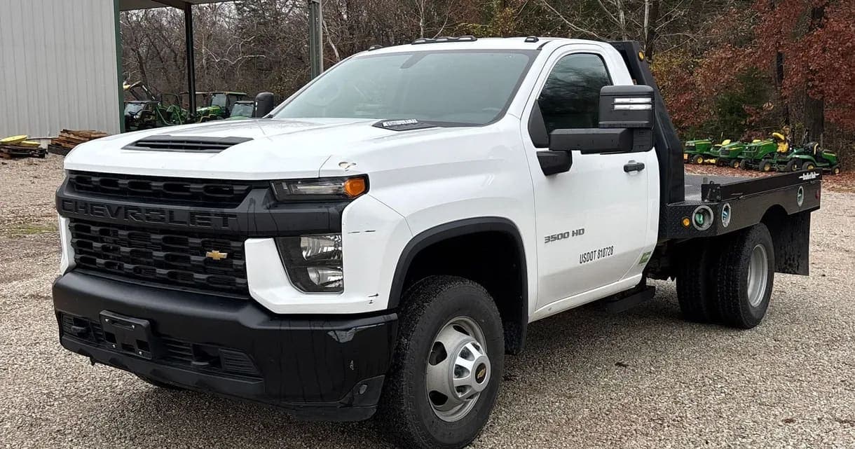 2020 Chevrolet Silverado 3500HD video preview