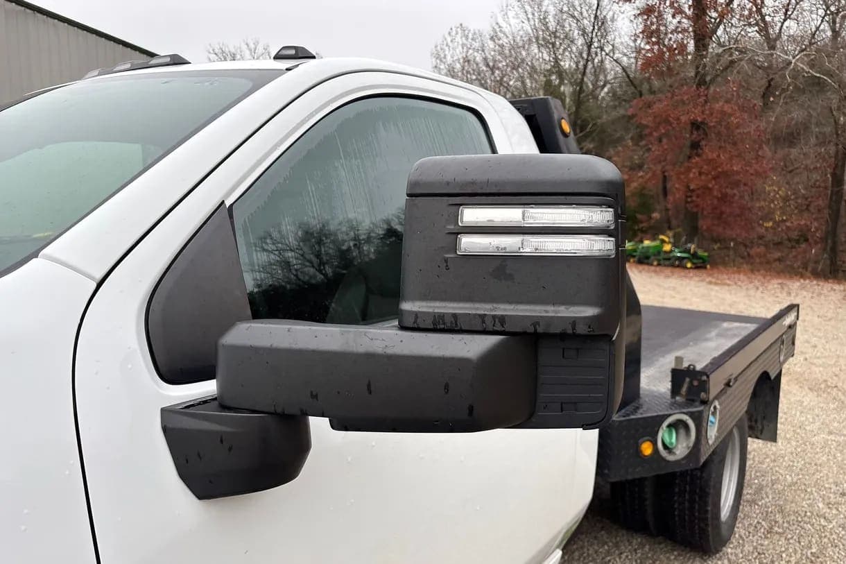 2020 Chevrolet Silverado 3500HD, view