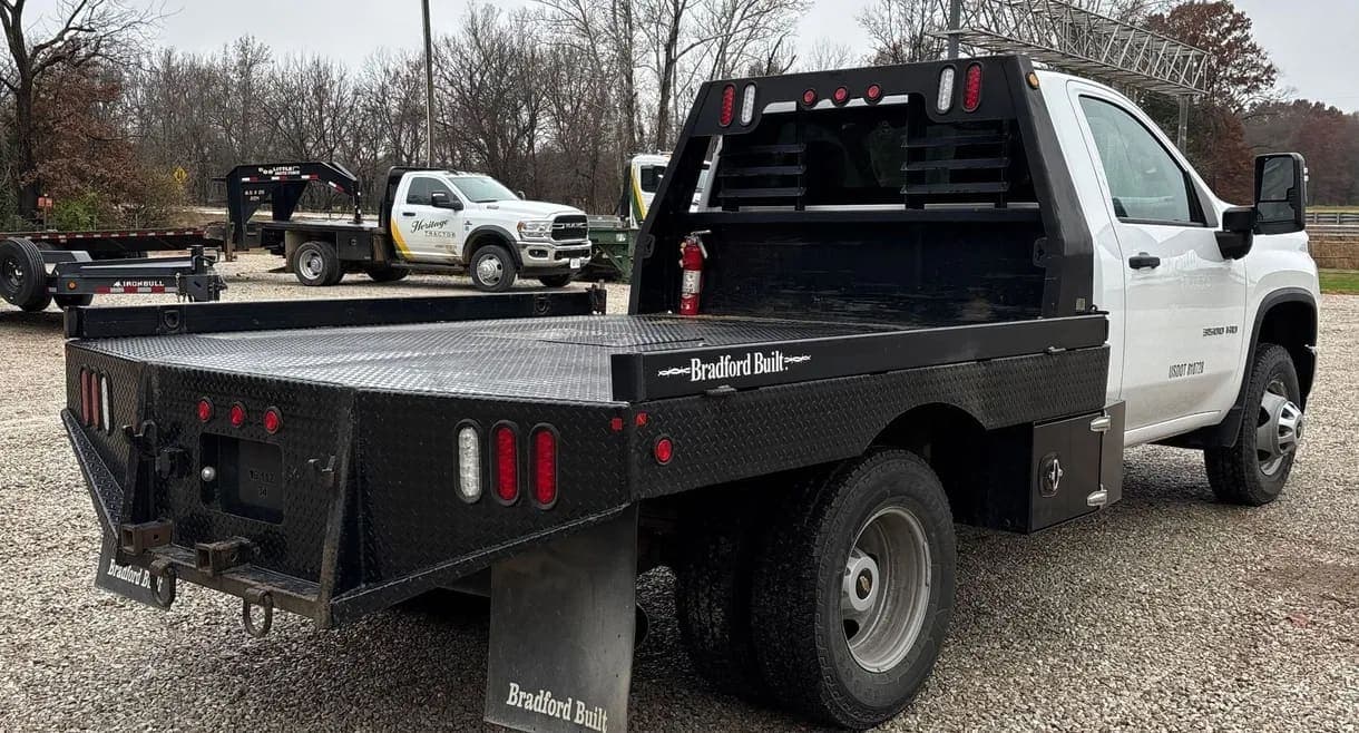 2020 Chevrolet Silverado 3500HD, view