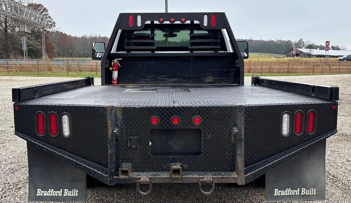 2020 Chevrolet Silverado 3500HD, view
