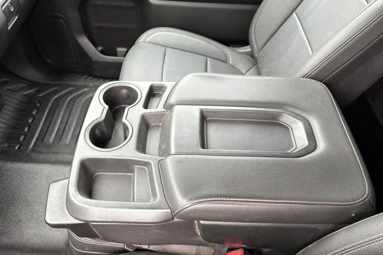 2020 Chevrolet Silverado 3500HD, view