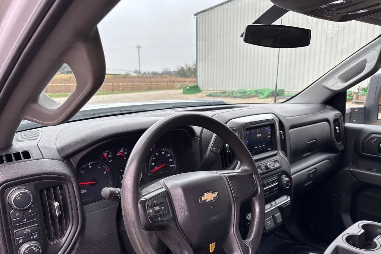 2020 Chevrolet Silverado 3500HD, view