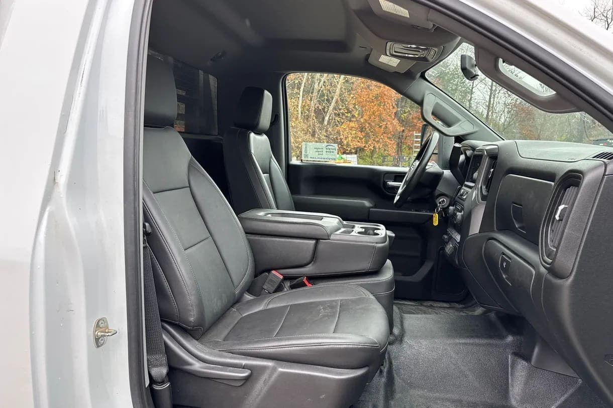 2020 Chevrolet Silverado 3500HD, view