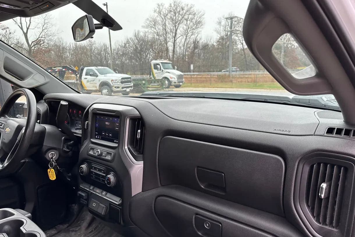 2020 Chevrolet Silverado 3500HD, view