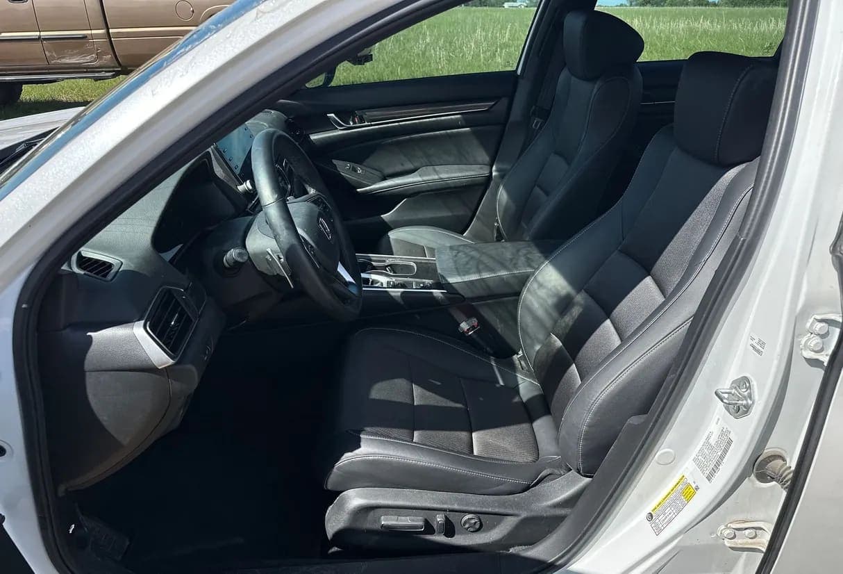 2022 Honda Accord, view