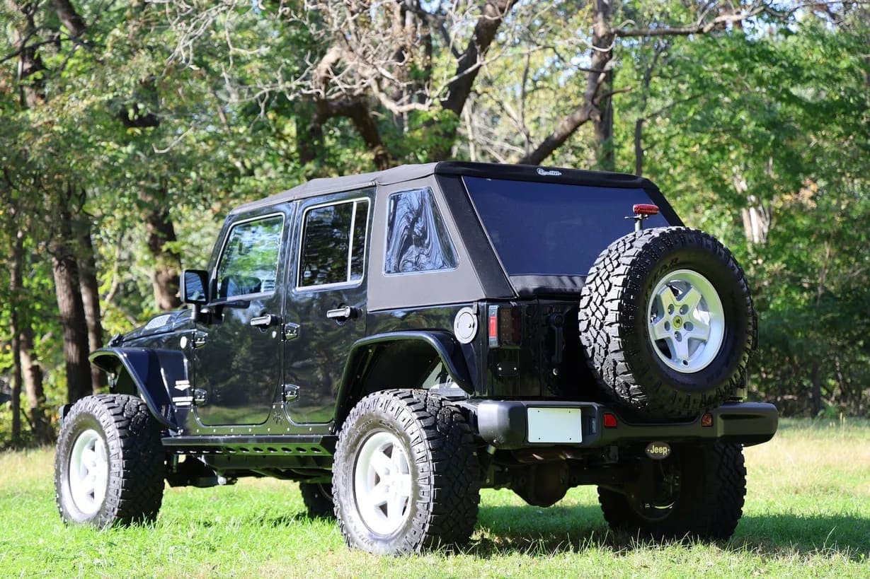 2007 Jeep Wrangler Unlimited Sahara, view
