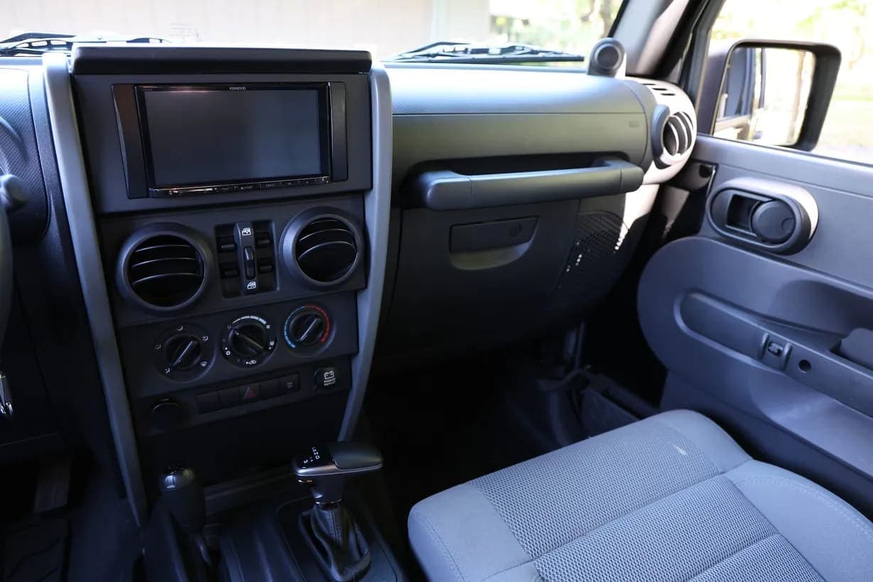 2007 Jeep Wrangler Unlimited Sahara, view